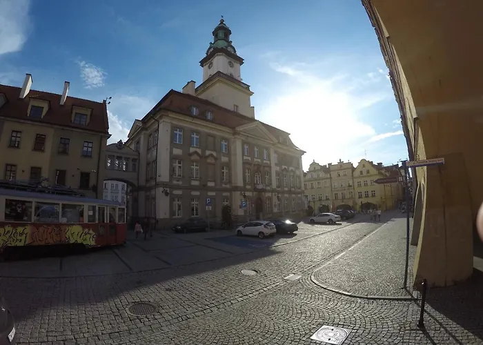 Pod Ratuszem Jelenia Góra