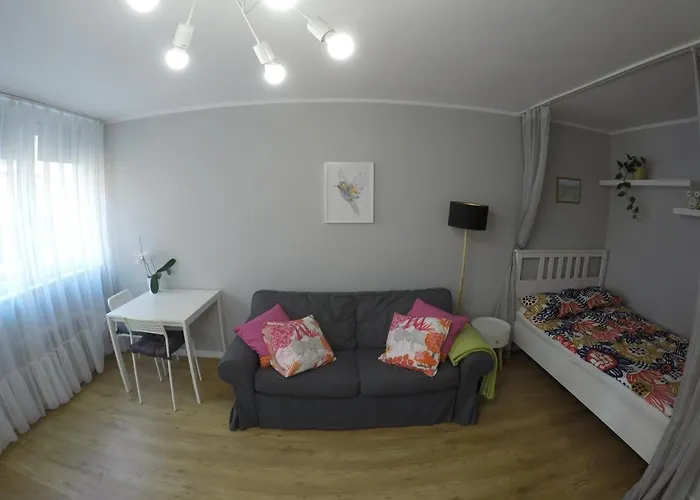 Pod Ratuszem * Jelenia Góra